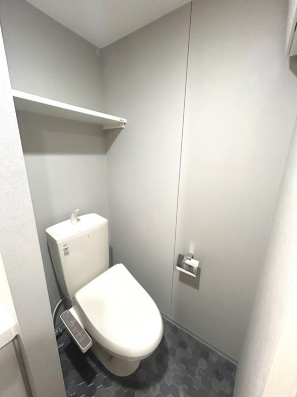 トイレ　シンプルなトイレ！