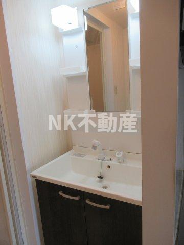 洗面設備　忙しい朝には欠かせない洗面所です