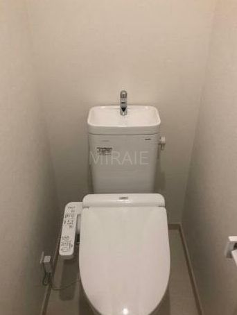 トイレ　トイレ他号室の参考写真です