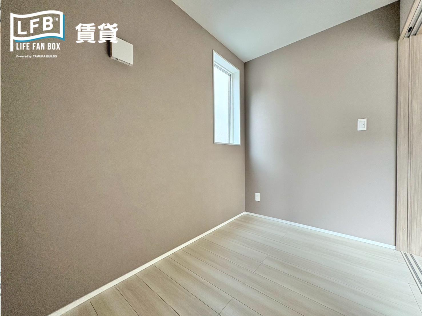 バルコニー　※画像は同間取り反転タイプの別部屋です。※建築途中です。