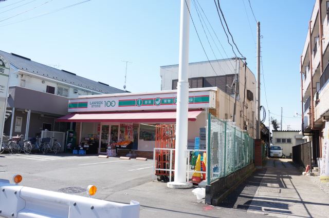 コンビニ　ストア１００（コンビニ）まで380m