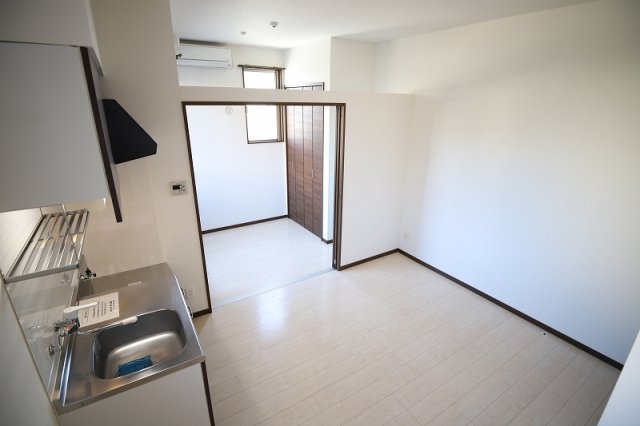 その他部屋・スペース　明るい色調の室内です