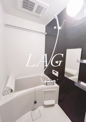 バス・シャワールーム　お風呂です。（同仕様設備です）