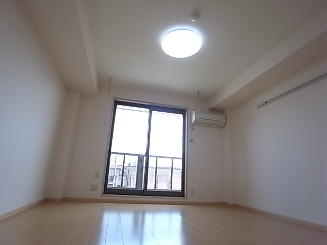 居室・リビング　※同施工メーカーの物件です。