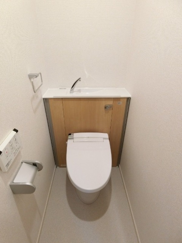 トイレ　図面と現状に相違がある場合には現状を優先