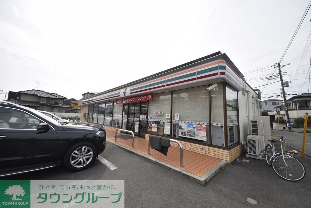 コンビニ　セブンイレブン草加弁天1丁目店（コンビニ）まで500m