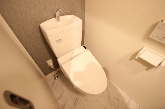 トイレ　※別部屋の写真です