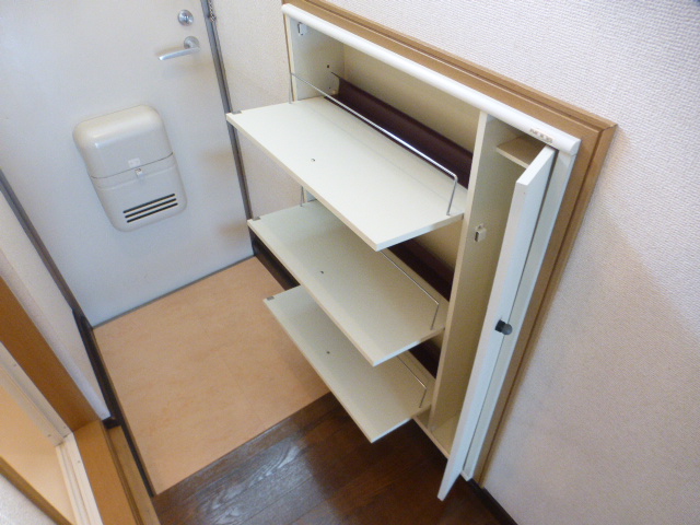 玄関　シューズBOX付