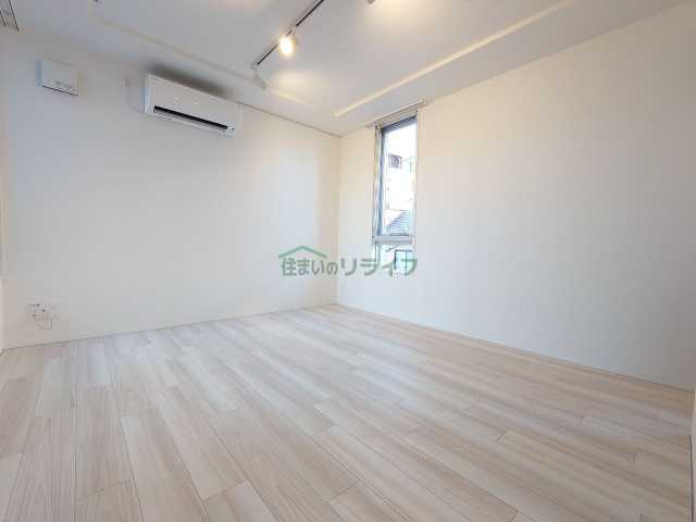 エントランス　クアドール中野