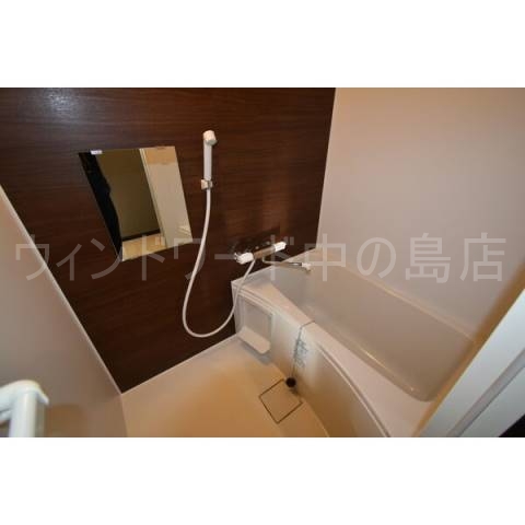 バス・シャワールーム　詳細は、ウィンドワード中の島までご相談下さい。