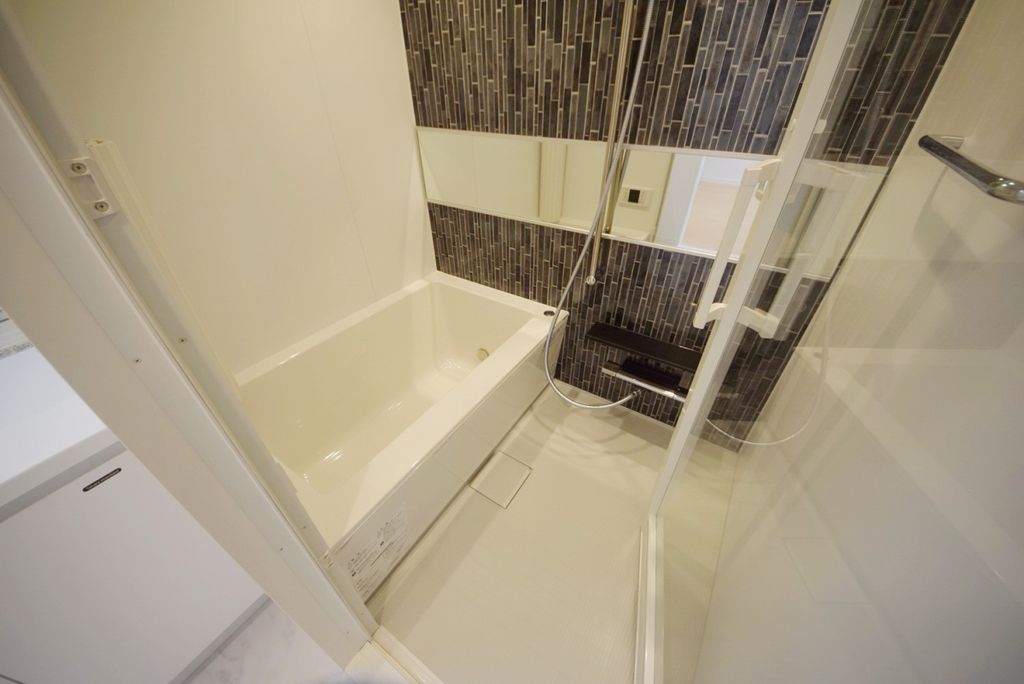 バス・シャワールーム　バルコニー