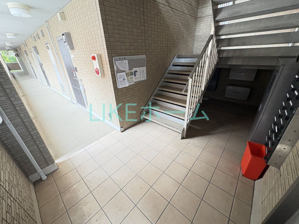 ロビー　バルコニー