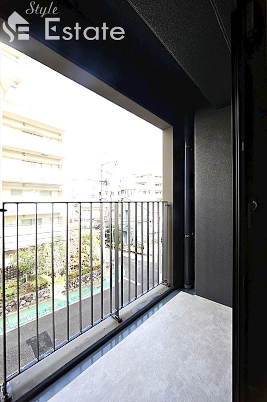 バルコニー　ベランダ