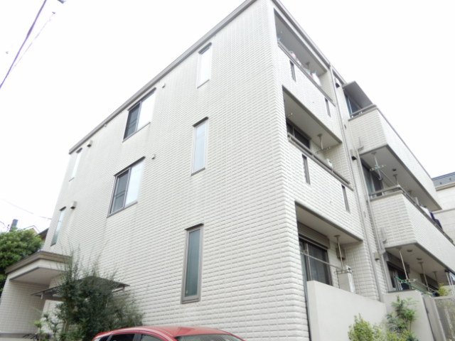 建物外観　お電話でお問い合わせ頂きますとスムーズに対応可能です＾＾