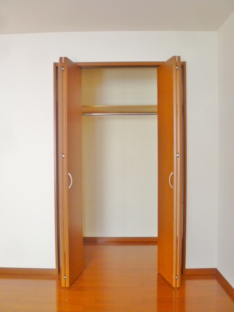 収納　９．３帖洋室のクローゼット