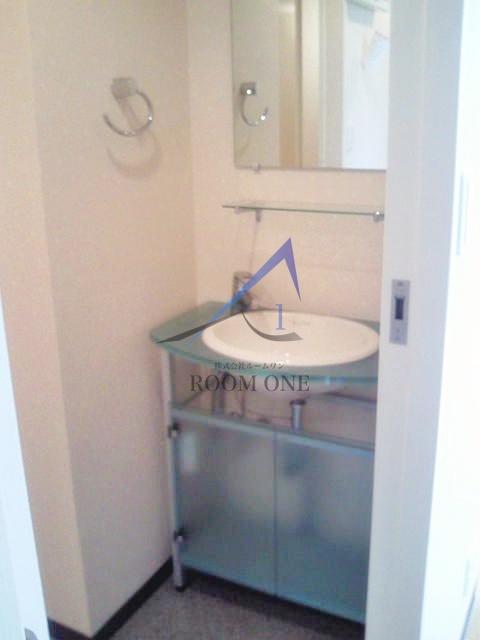 洗面設備　洗面台です。