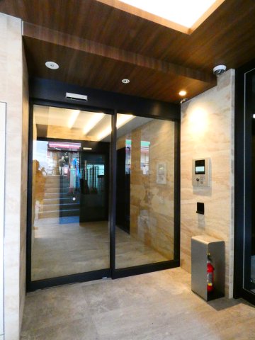 エントランス　エントランス