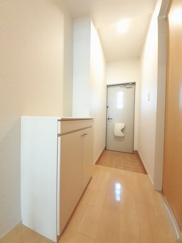 玄関　シンプルで使いやすい玄関です