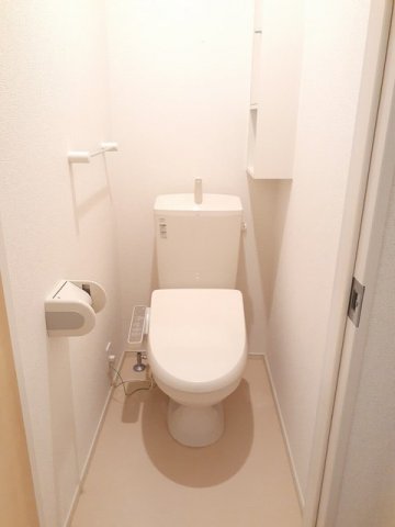 トイレ　シンプルで使いやすいトイレです