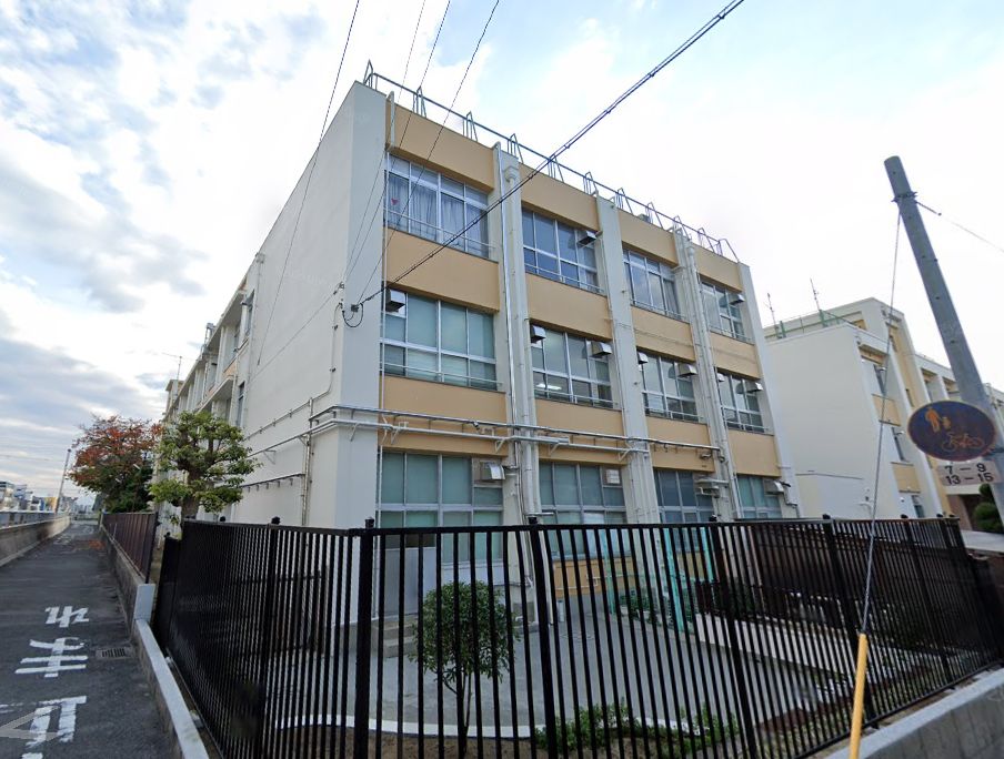 小学校　北巽小学校（小学校）まで583m