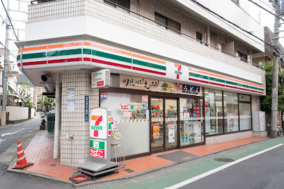 コンビニ　セブン-イレブン 品川東大井店（コンビニ）まで211m
