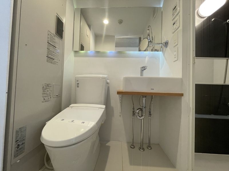 洗面設備　■収納＆鏡付き独立洗面台♪