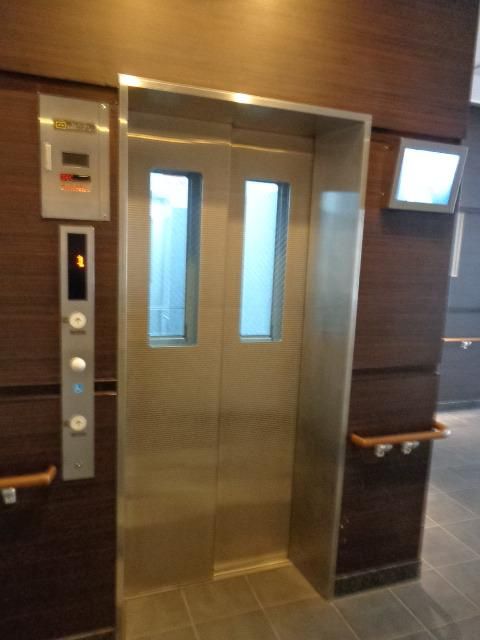 その他　エレベーター