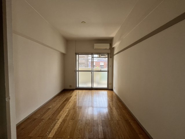 居室・リビング　アーバンライフ金山II