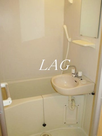 バス・シャワールーム　お風呂です。