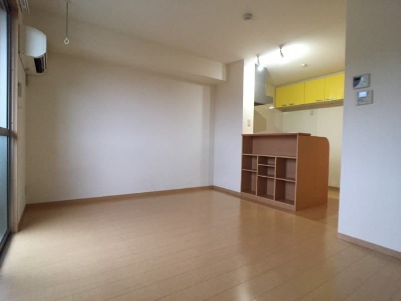 居室・リビング　図面と現状に相違がある場合には現状を優先