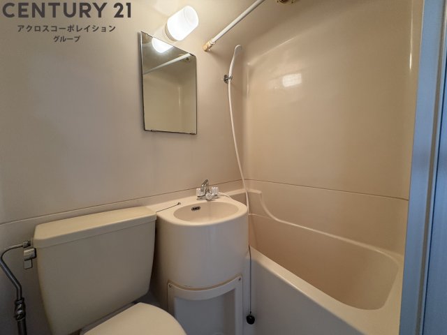 バス・シャワールーム　シンプルで機能的なユニットバスです♪