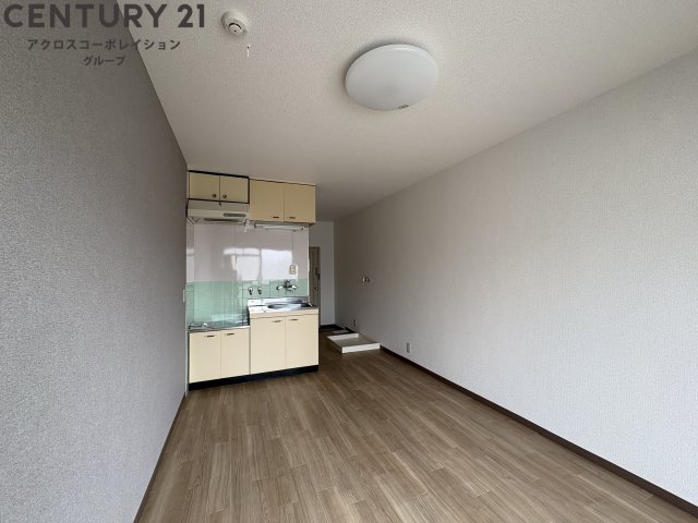 居室・リビング　エアコン付きの7帖の洋室です♪