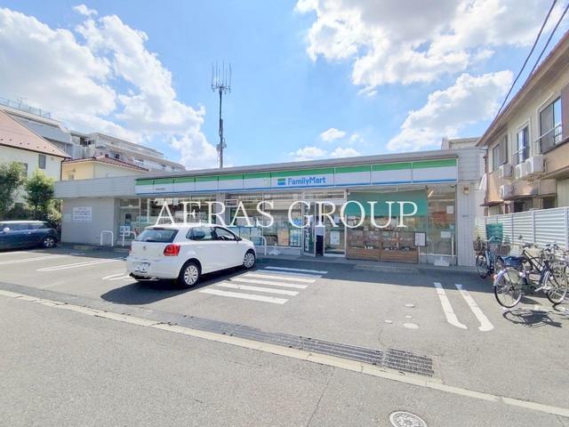 コンビニ　ファミリーマート 世田谷玉堤店（コンビニ）まで463m