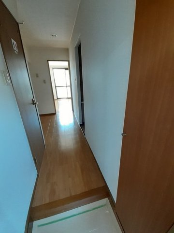 玄関　明るい玄関です