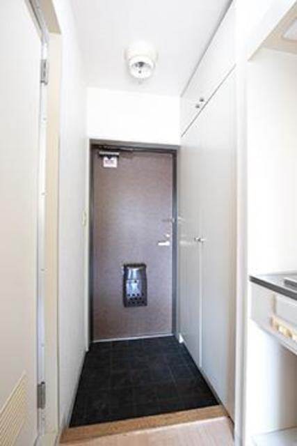 玄関　※写真は同タイプ住戸です。