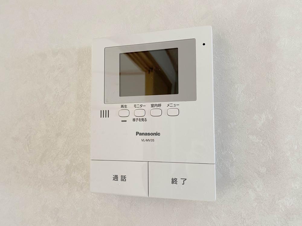 セキュリティ　顔が見えて安心のTVモニターフォン