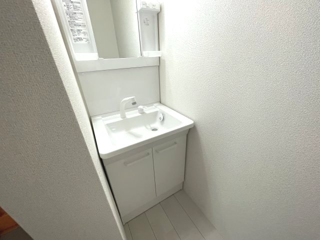 洗面設備　(参考)同マンション同間取り他部屋の写真