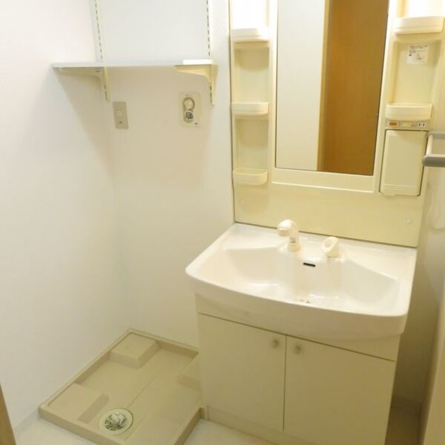 洗面設備　同仕様