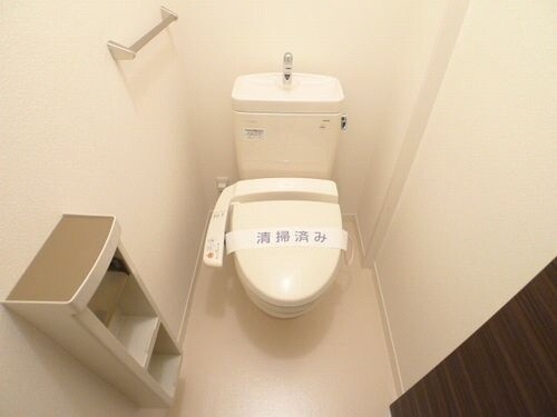 トイレ　入居中または工事中の為同物件別室写真
