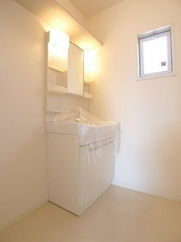 洗面設備　入居中または工事中の為同物件別室写真