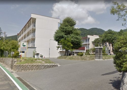 小学校　長野市立安茂里小学校（小学校）まで924m
