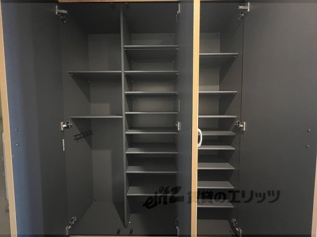 収納　下駄箱