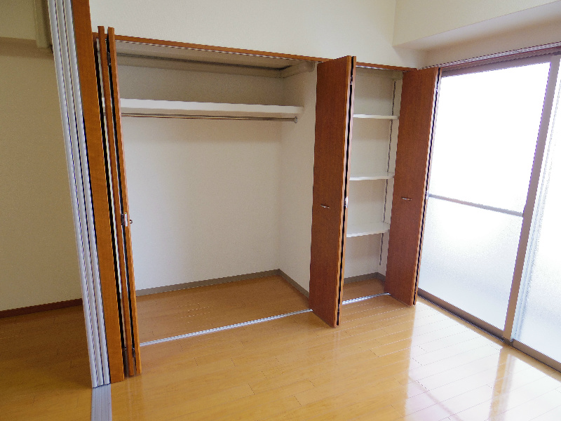 収納　クローゼット