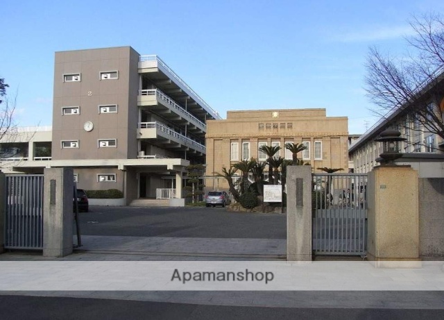 中学校　広島大学翠地区附属中学校（中学校）まで912m