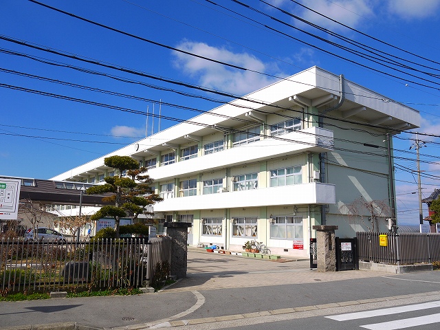 中学校　木津川市立山城中学校（中学校）まで2607m