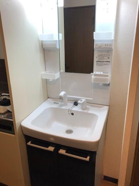 洗面設備　同物件別部屋写真
