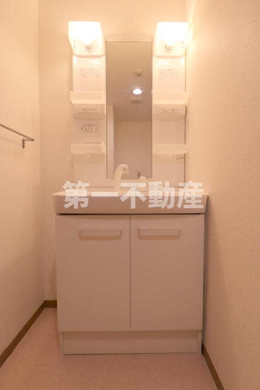 洗面設備　洗髪洗面化粧台