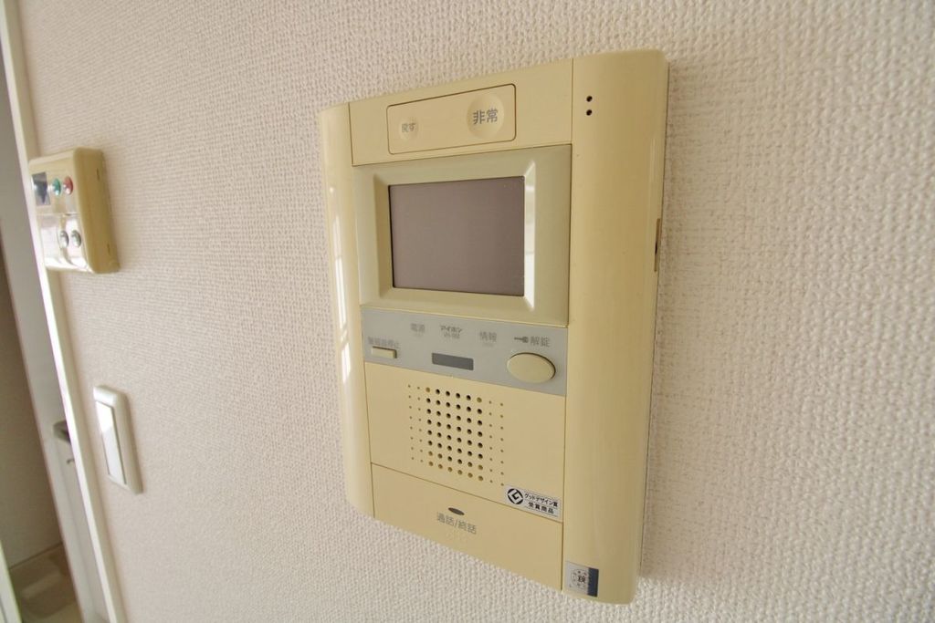 セキュリティ　同物件別部屋写真