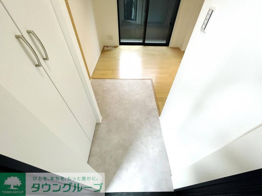 玄関　★お問い合わせはタウンハウジングまで★