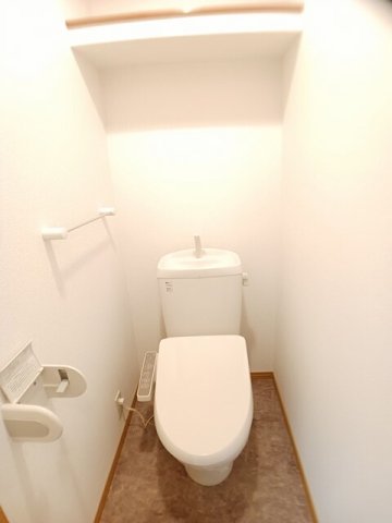 トイレ　トイレもきれいです